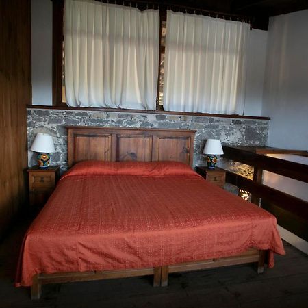 Hotel La Casa De Piedra Куэцалан-дель-Прогресо Экстерьер фото